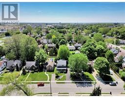 82 Robertson AVENUE - 35