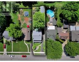 82 Robertson AVENUE - 39