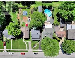 82 Robertson AVENUE - 40