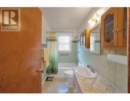 31 Coverdale STREET - 21