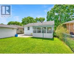 31 Coverdale STREET - 32