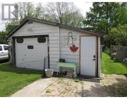 124 WELLINGTON STREET East - 3