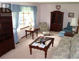 28 OAK STREET - 11