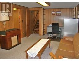 28 OAK STREET - 33