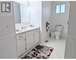 56 WILLOWDALE PLACE - 14