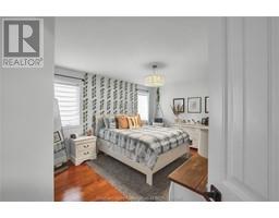 132 Sherwood COURT - 21