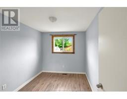 112 Berry STREET - 16