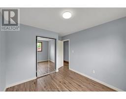 112 Berry STREET - 18