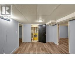 112 Berry STREET - 27