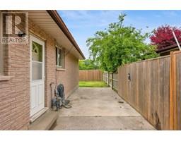 112 Berry STREET - 34