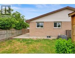 112 Berry STREET - 36
