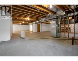 50 DETROIT DRIVE - 42