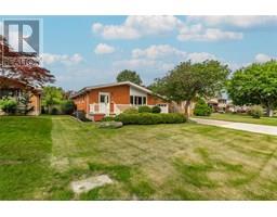 34 Wyandott STREET - 2