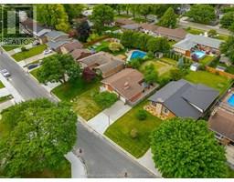 34 Wyandott STREET - 31