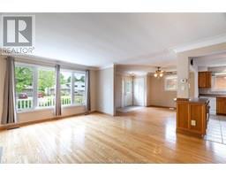 34 Wyandott STREET - 5