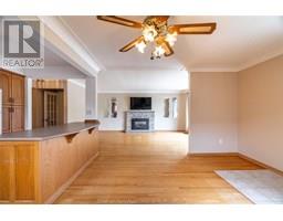 34 Wyandott STREET - 7