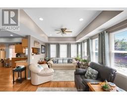 1039 James STREET - 19