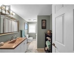 1039 James STREET - 34