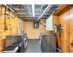 38 Burton AVENUE - 34