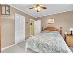 176 MERCER STREET - 18