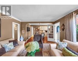 74 Phyllis AVENUE - 10