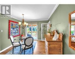 74 Phyllis AVENUE - 24