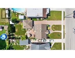 74 Phyllis AVENUE - 49