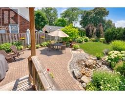 74 Phyllis AVENUE - 5
