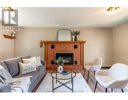 574 Lacroix STREET - 10