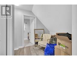 4 Oak STREET - 19