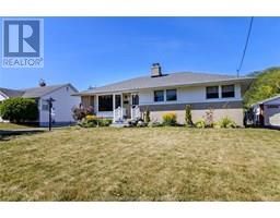 34 CHURCHILL STREET - 2