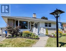 34 CHURCHILL STREET - 4
