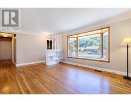 34 CHURCHILL STREET - 5