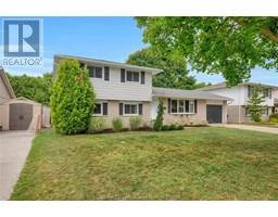 35 Peterborough DRIVE - 3