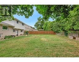 35 Peterborough DRIVE - 41