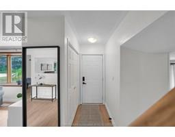 35 Peterborough DRIVE - 5