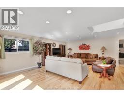 104 GREGORY DRIVE East - 19
