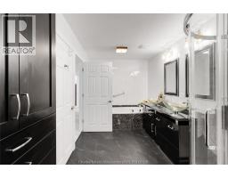 104 GREGORY DRIVE East - 24