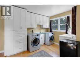104 GREGORY DRIVE East - 30