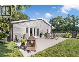 104 GREGORY DRIVE East - 33