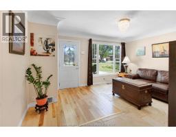 104 GREGORY DRIVE East - 6