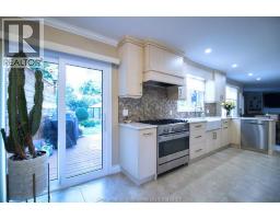 94 Wyandott STREET - 13