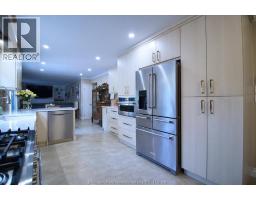 94 Wyandott STREET - 14