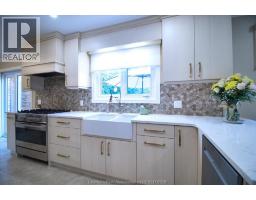 94 Wyandott STREET - 15
