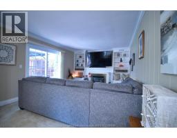 94 Wyandott STREET - 18