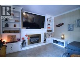 94 Wyandott STREET - 19