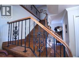 94 Wyandott STREET - 24