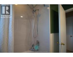 94 Wyandott STREET - 28