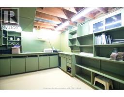 94 Wyandott STREET - 40