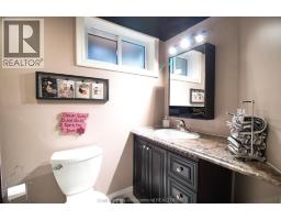 94 Wyandott STREET - 42